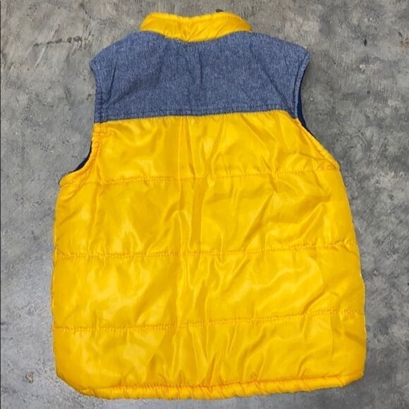 Junior Varsity Athletics Boy’s Yellow Puffer Vest - Picture 4 of 7